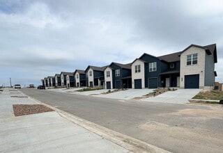 Building Photo - 2012 Augustus Dr