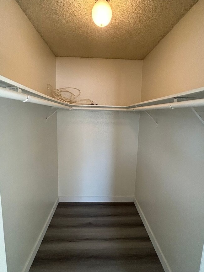 Building Photo - Spacious Double Master Suites Condo for Rent in Quiet Neighborhood in City of La Puente