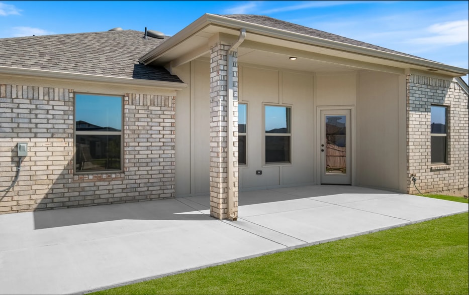 Building Photo - 409 Haven St