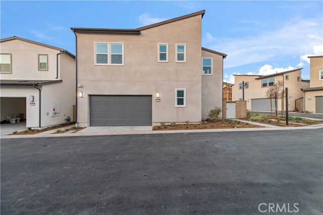 Building Photo - 548 Mulligan