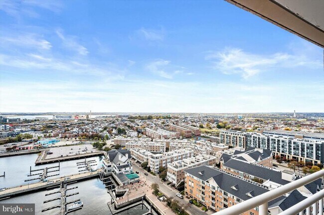 Building Photo - 100 Harborview Dr