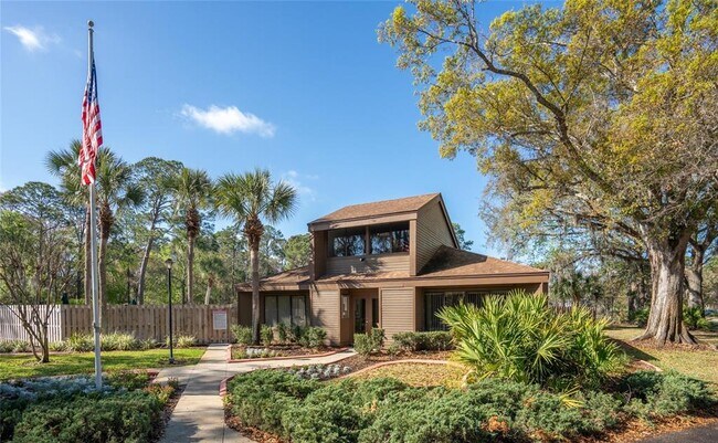 Building Photo - 46 Hembury Ln