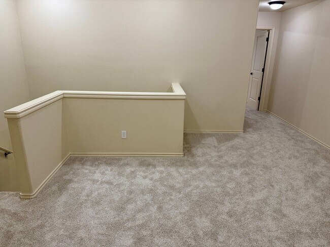 Building Photo - Bethany Village-Two bedroom TH Delight