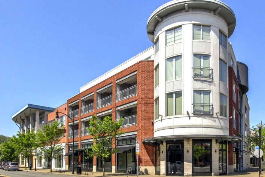 The Flats at Southside Works 26032655 E Carson St Pittsburgh PA