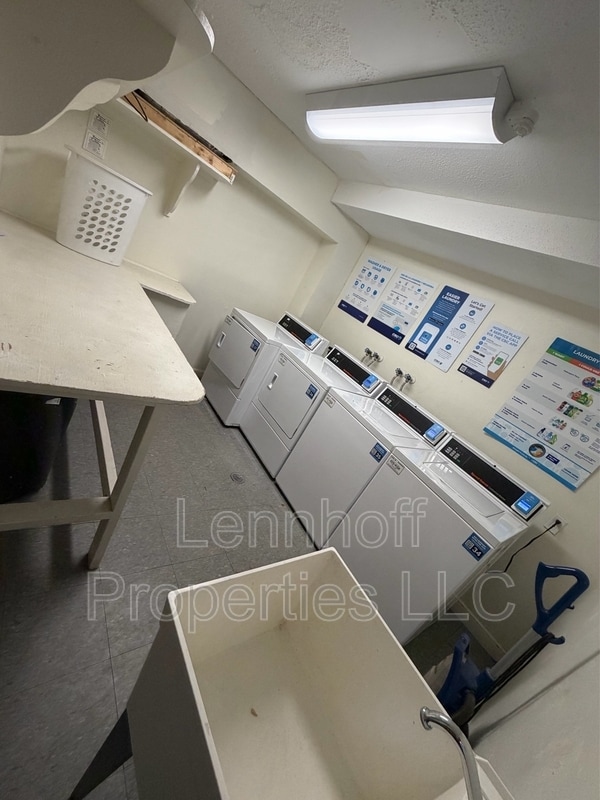 Building Photo - 86 Beacon St