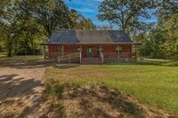Building Photo - 18737 Saddleback Ln