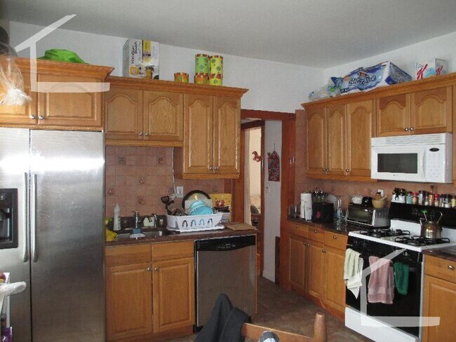 Building Photo - NICE BRIGHTON LISTING!!!!!