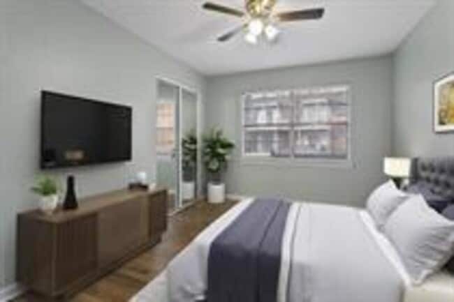 Building Photo - 4104 Clark Ave