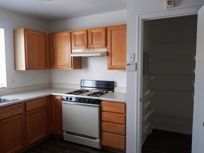 Building Photo - 5763 Carmen Rd NW
