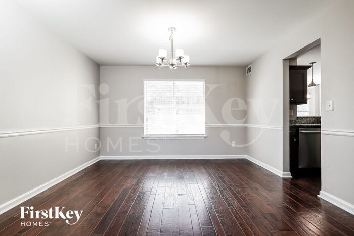 Building Photo - 7262 Tascosa Dr