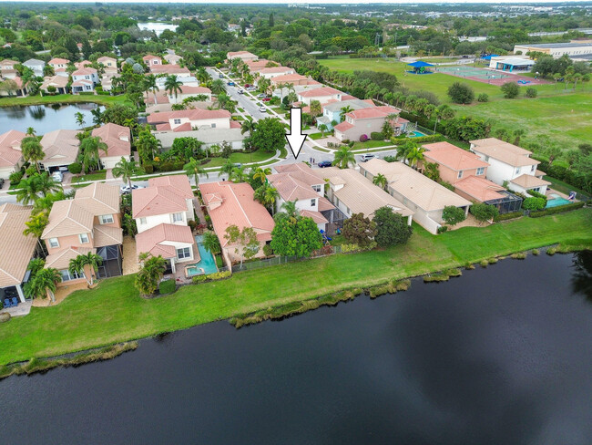 Building Photo - 143 Isle Verde Way