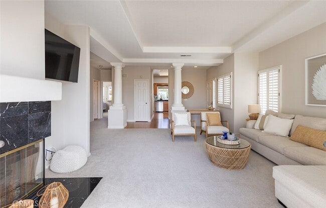 Building Photo - 25 Centre Ct