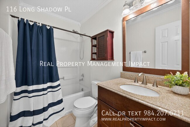 Building Photo - 116 Long Shadow Pl