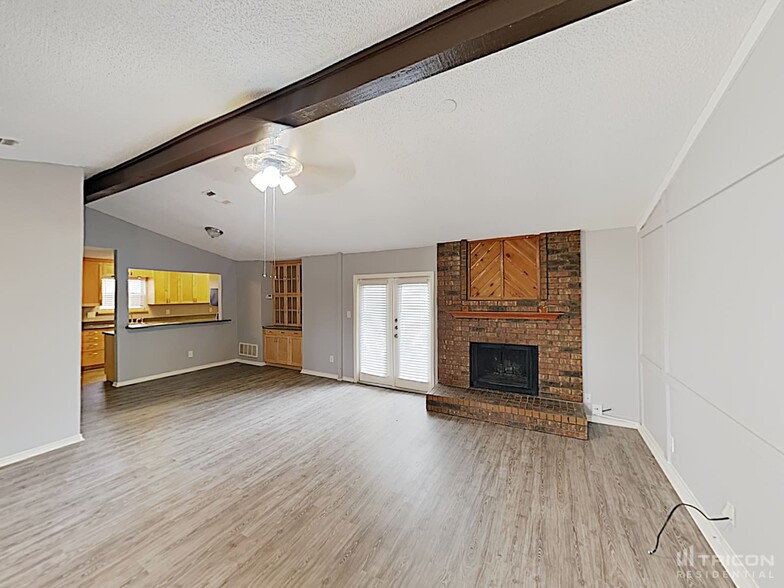 Building Photo - 2821 El Paso Way