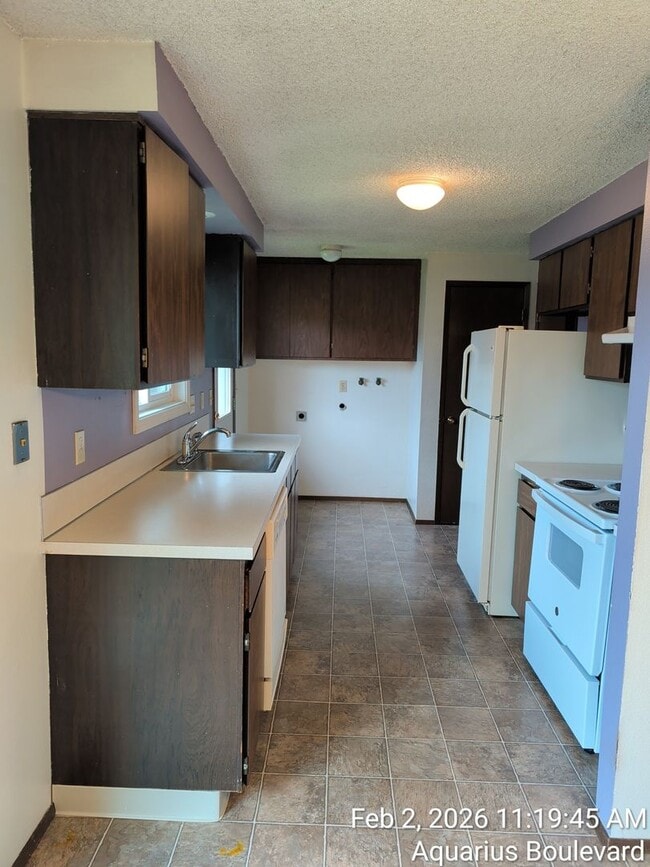 Building Photo - 3309 Aquarius Blvd