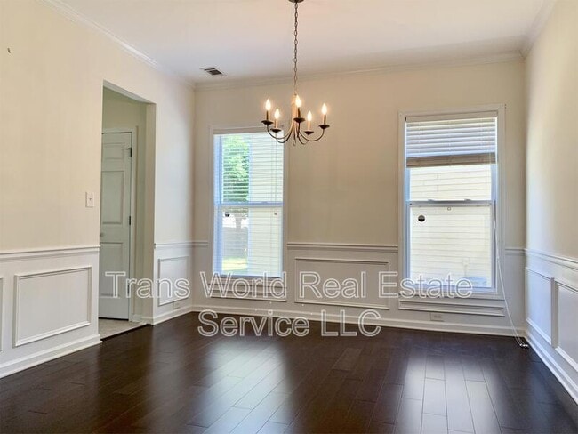 Building Photo - 2202 Jasmine Glen Dr