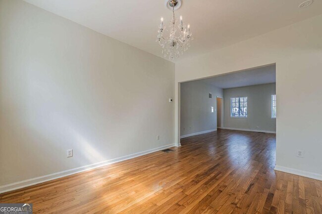 Building Photo - 1977 N Decatur Rd