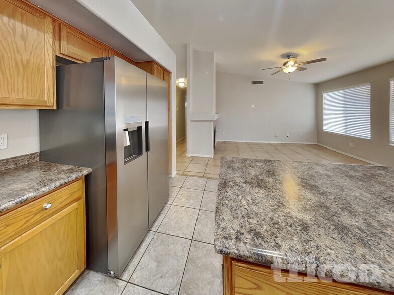 Building Photo - 5521 N 103rd Dr