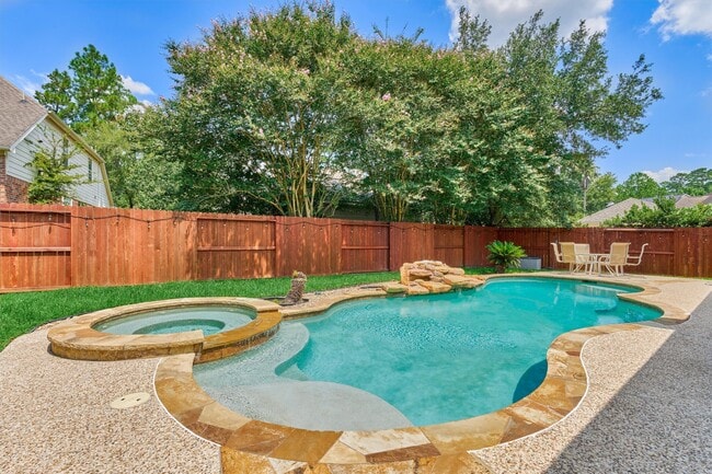 Building Photo - 30 Desert Rose Pl