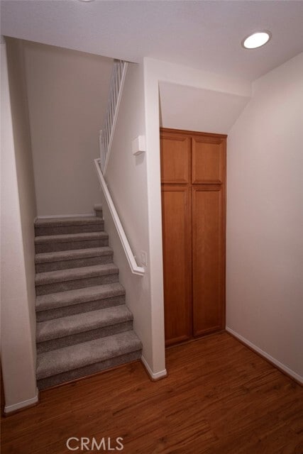 Building Photo - 6 Martino