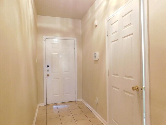 Building Photo - 2303 Birch Canyon Ct