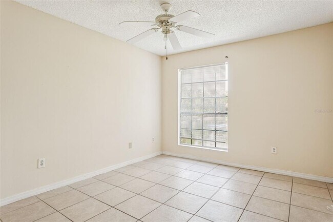 Building Photo - 8645 Fancy Finch Dr