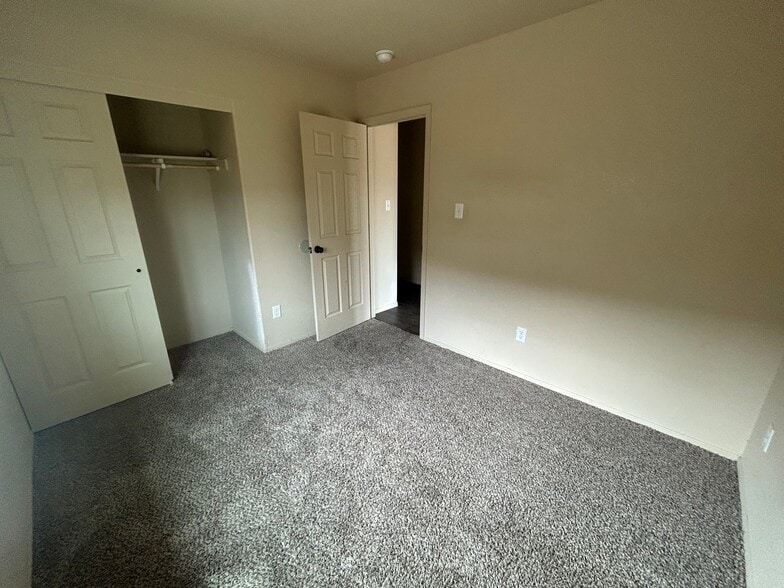 Building Photo - 7826 E 44th Pl