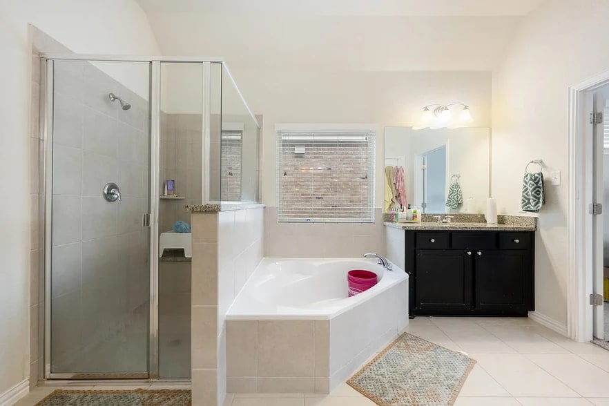 Building Photo - 3728 Mineral Dr