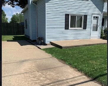 drive way - 216 Cayuga Creek Rd