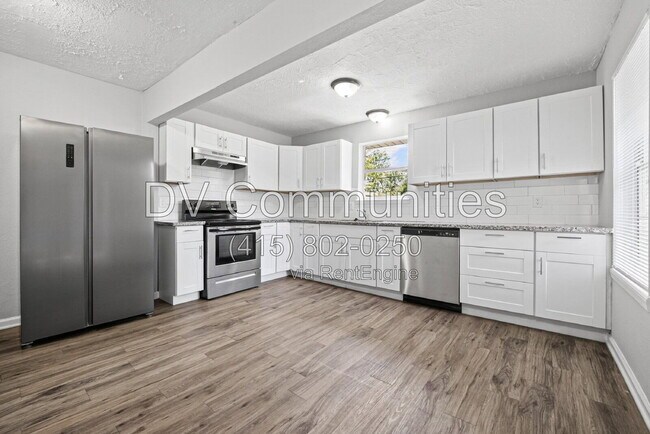 Building Photo - 15331 Campden Hill Rd