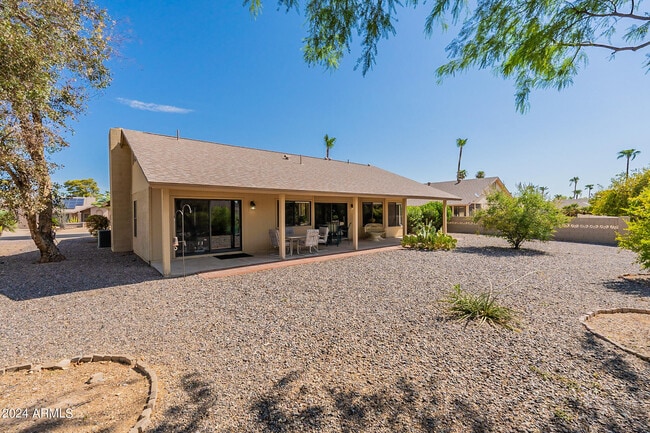 Building Photo - 9625 W Taro Ln