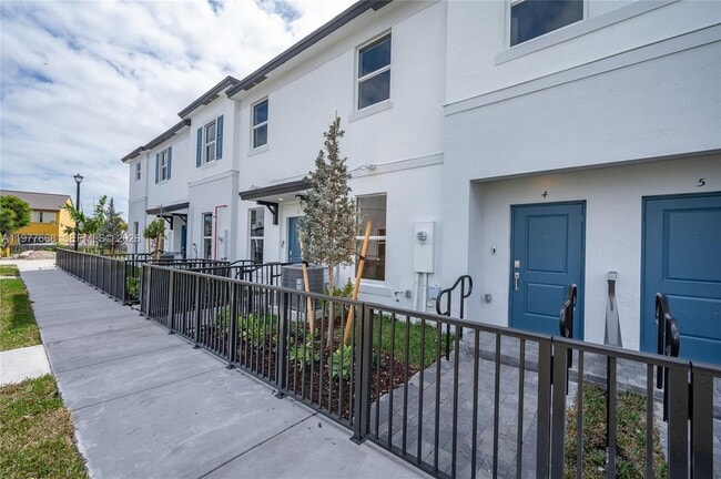 Building Photo - 12426 SW 248th St