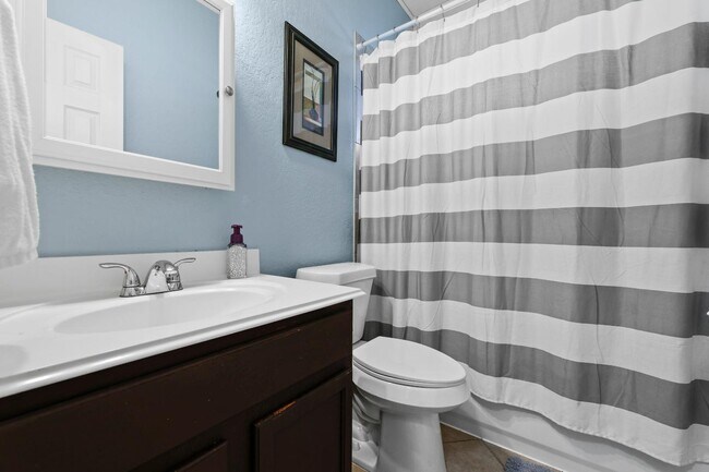 Building Photo - 1515 Wild Fire