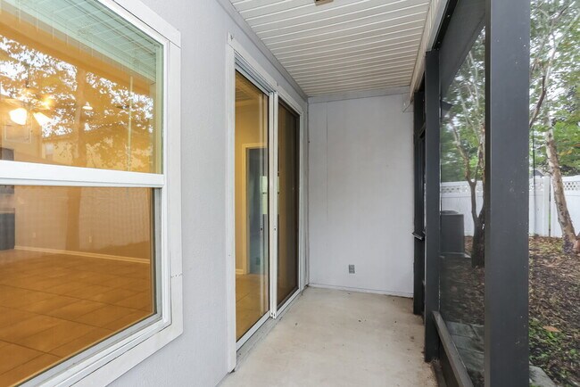 Building Photo - 4120 Grayfield Ln