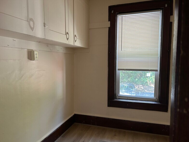 Bedroom 1 - Walk in closet - 187 N Fairview St