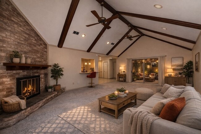 Building Photo - 2920 Cambridge Ln