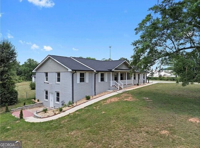Building Photo - 5245 Stonewall Tell Rd