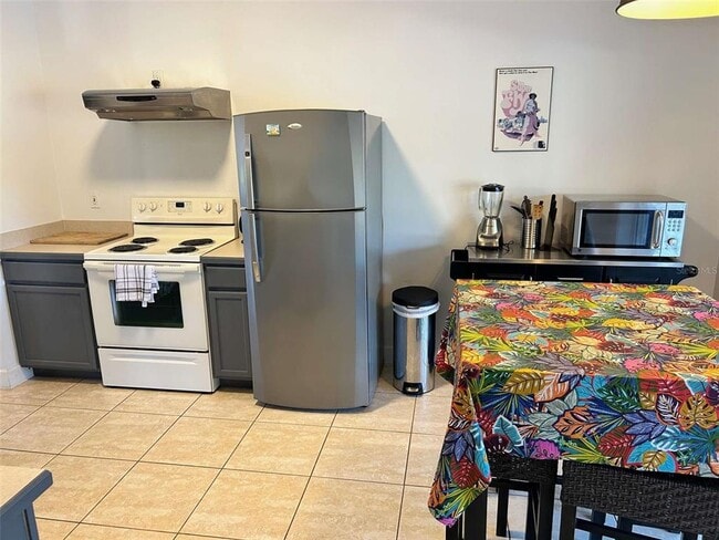 Building Photo - 12447 Lake Denise Blvd