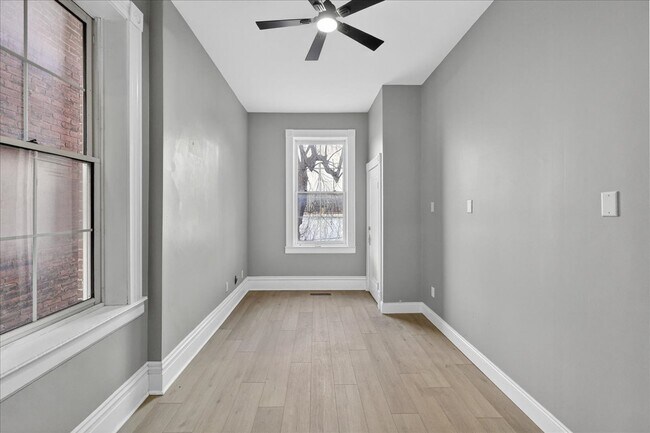 Building Photo - 1309 Shenandoah Ave
