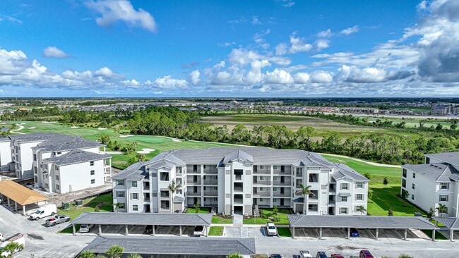 Building Photo - "Spacious 3-Bed with 2 Baths Condo in Prime Venice Location"