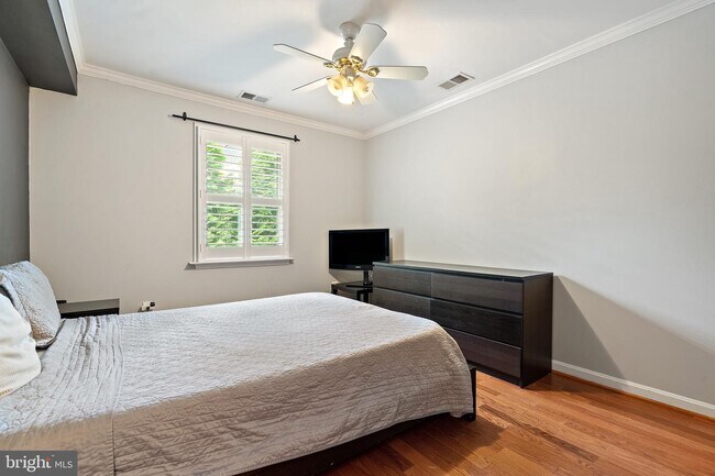 Building Photo - 3146 Headrow Ln