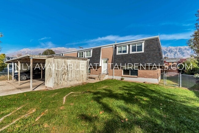 Building Photo - 680 N 400 W