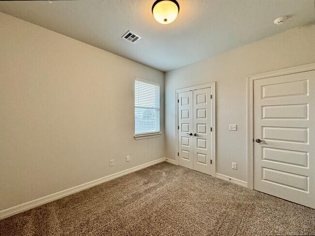 Building Photo - 8501 NW 109th Terrace