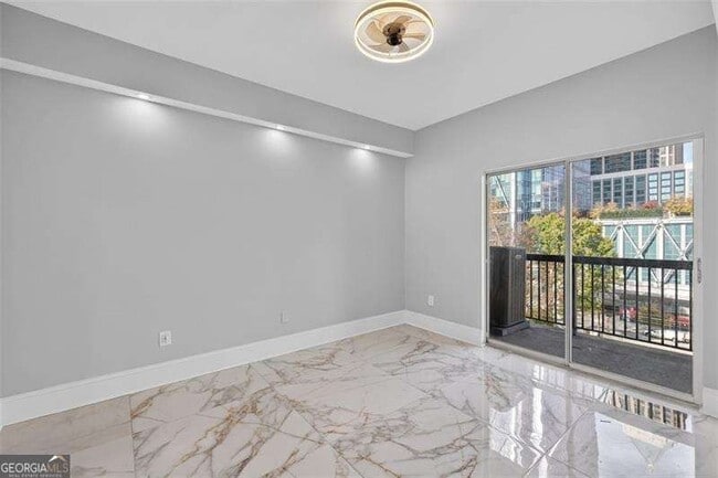 Building Photo - 1074 Peachtree Walk NE