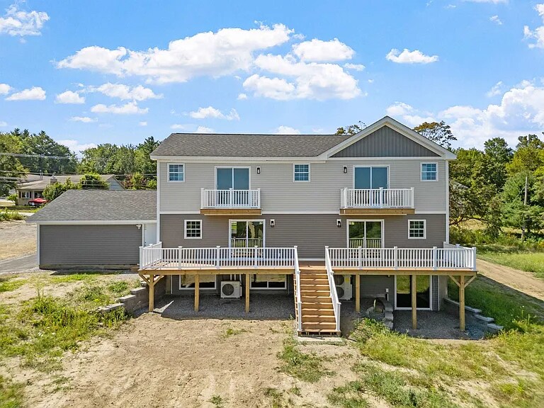 Building Photo - 84 Old Lake Shore Rd