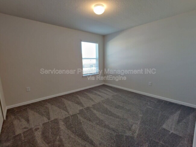 Building Photo - 30095 Skylark Dr