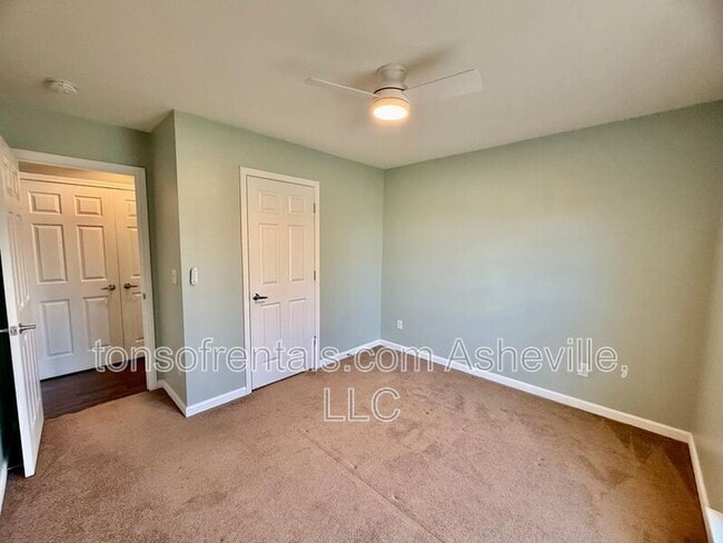 Building Photo - 210 Mud Creek Rd