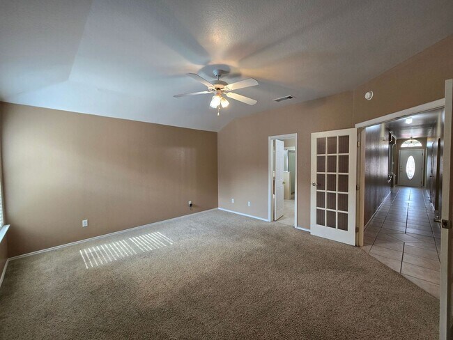Building Photo - 5812 Durango Dr