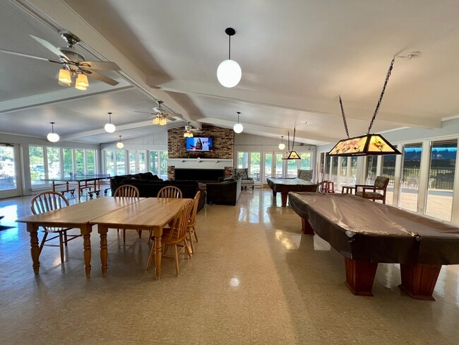 Building Photo - 32 Montego Colony