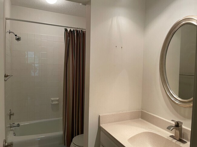 Building Photo - Updated Condo with Modern Comfort & Resort...